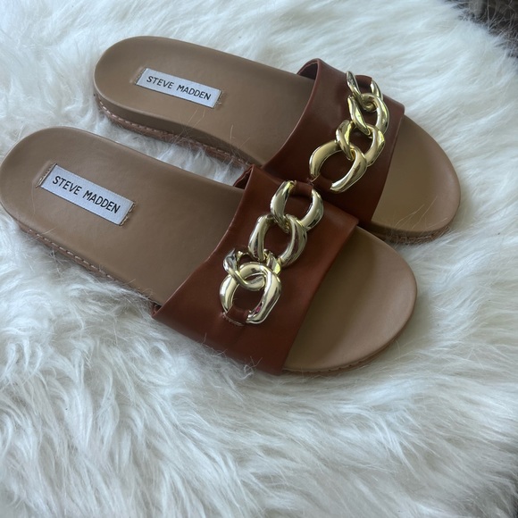 Steve Madden Summer Sandals - Picture 2 of 5